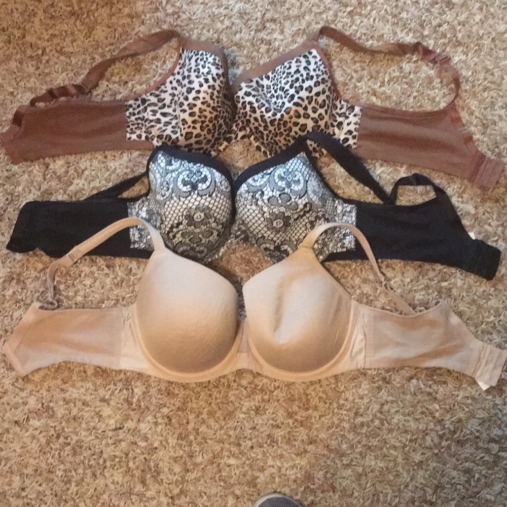 Lot of 3 cacique bras lightly-lined full-coverage